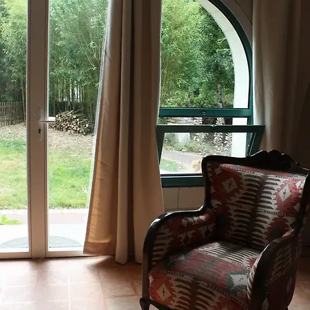 게스트하우스 Gites De La Perriere