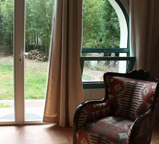 Pensión Gites De La Perriere