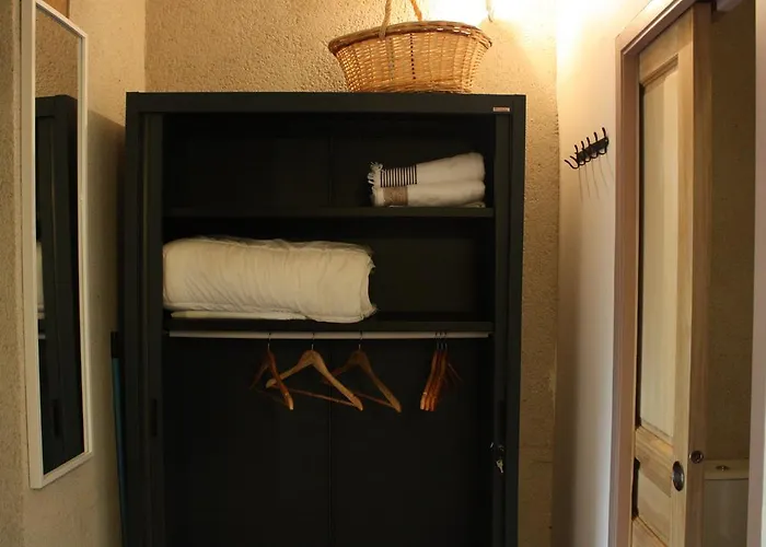 Pensión Gites De La Perriere 2*